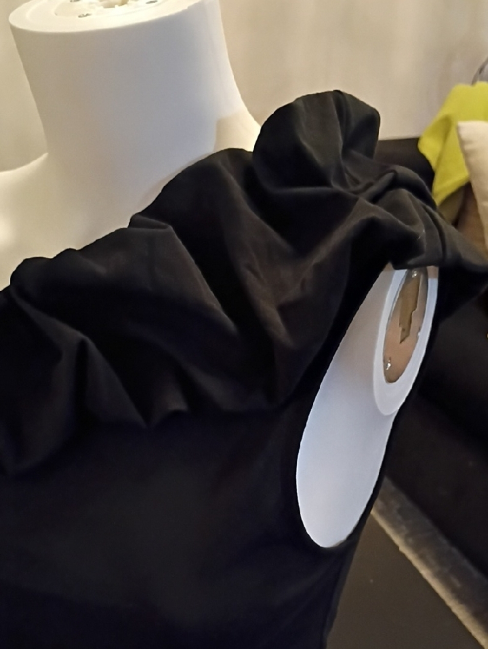 Express Black One-Shoulder Ruffle Top - Picture 3 of 6